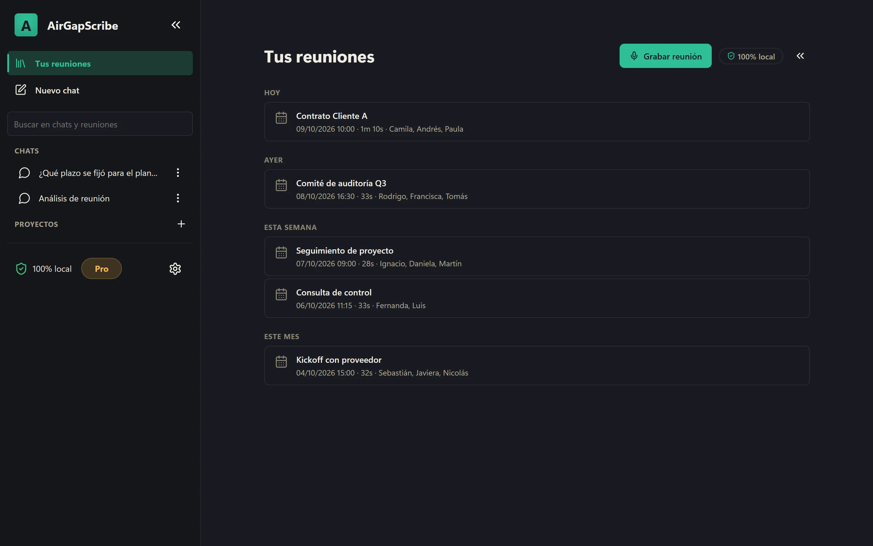 Lista de reuniones de AirGapScribe, con el botón Grabar reunión arriba y las reuniones agrupadas por fecha, con su duración y quiénes hablaron